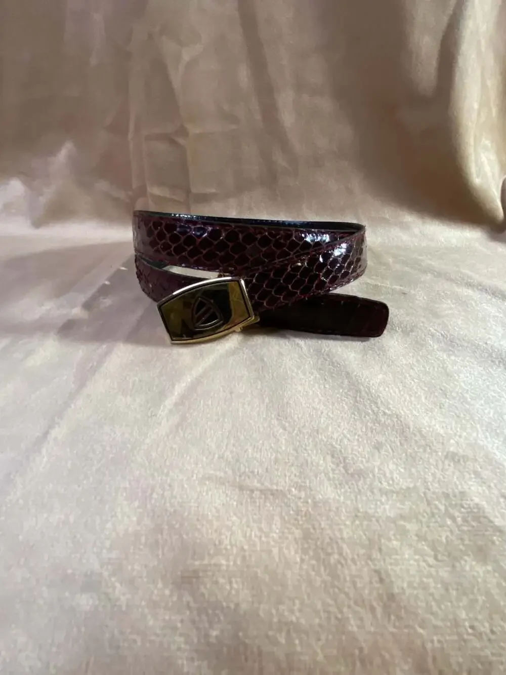 Picone maroon leather